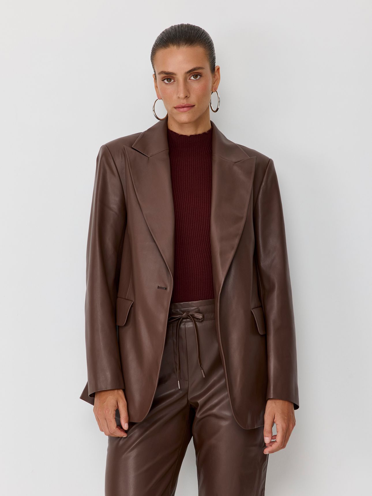 בלייזר דמוי עור