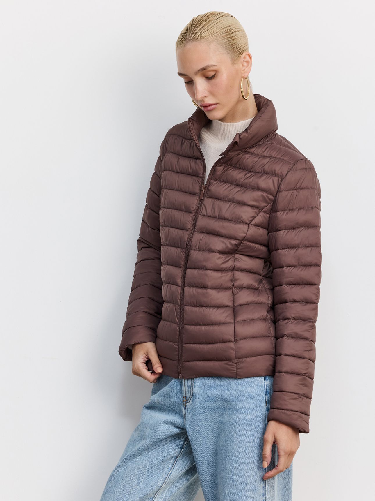 מעיל קווילט קצר