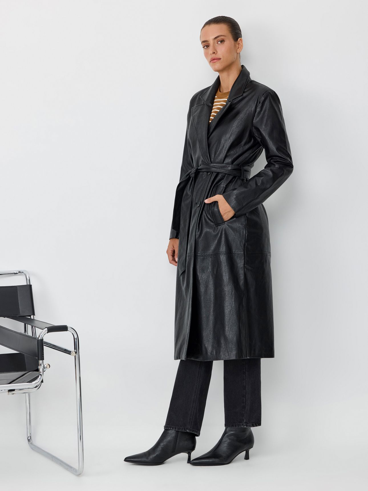 מעיל ארוך דמוי עור