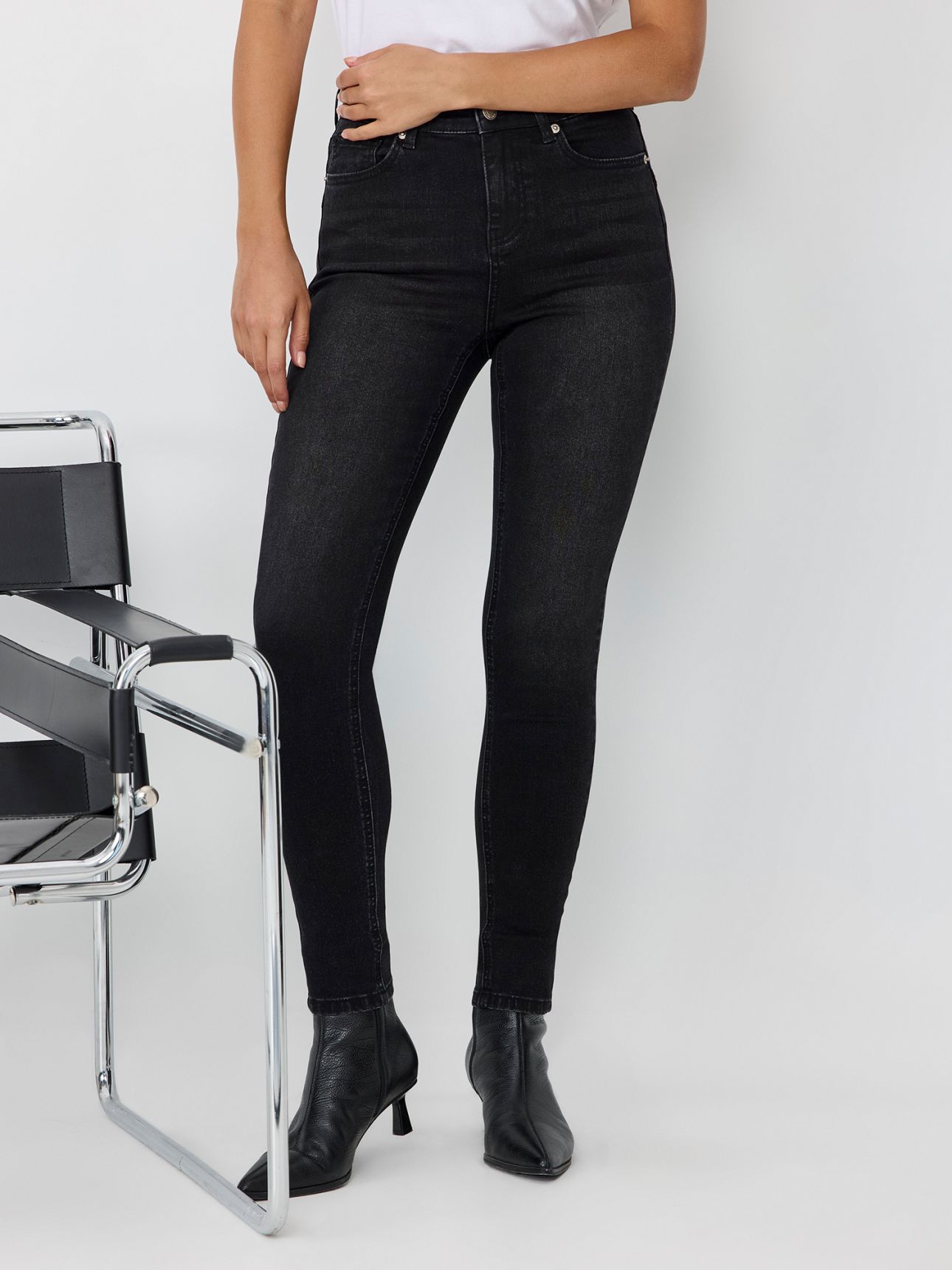 ג’ינס סקיני