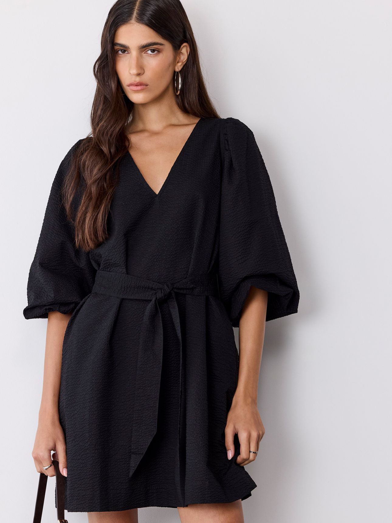 שמלת בוקסי שרוולי פעמון