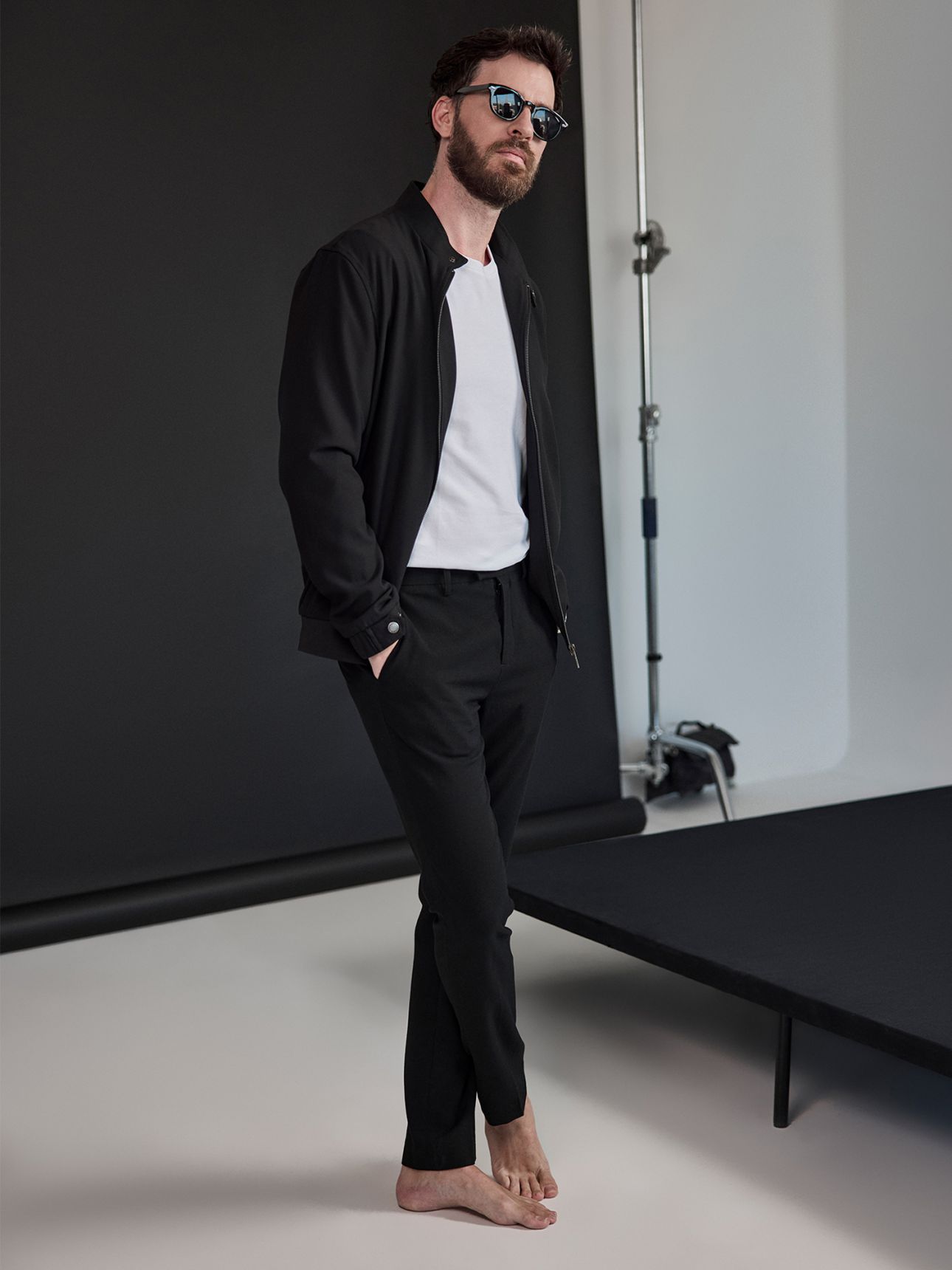 MAX MORETTI מכנסיים פורמאליים בגזרת צ’ינו