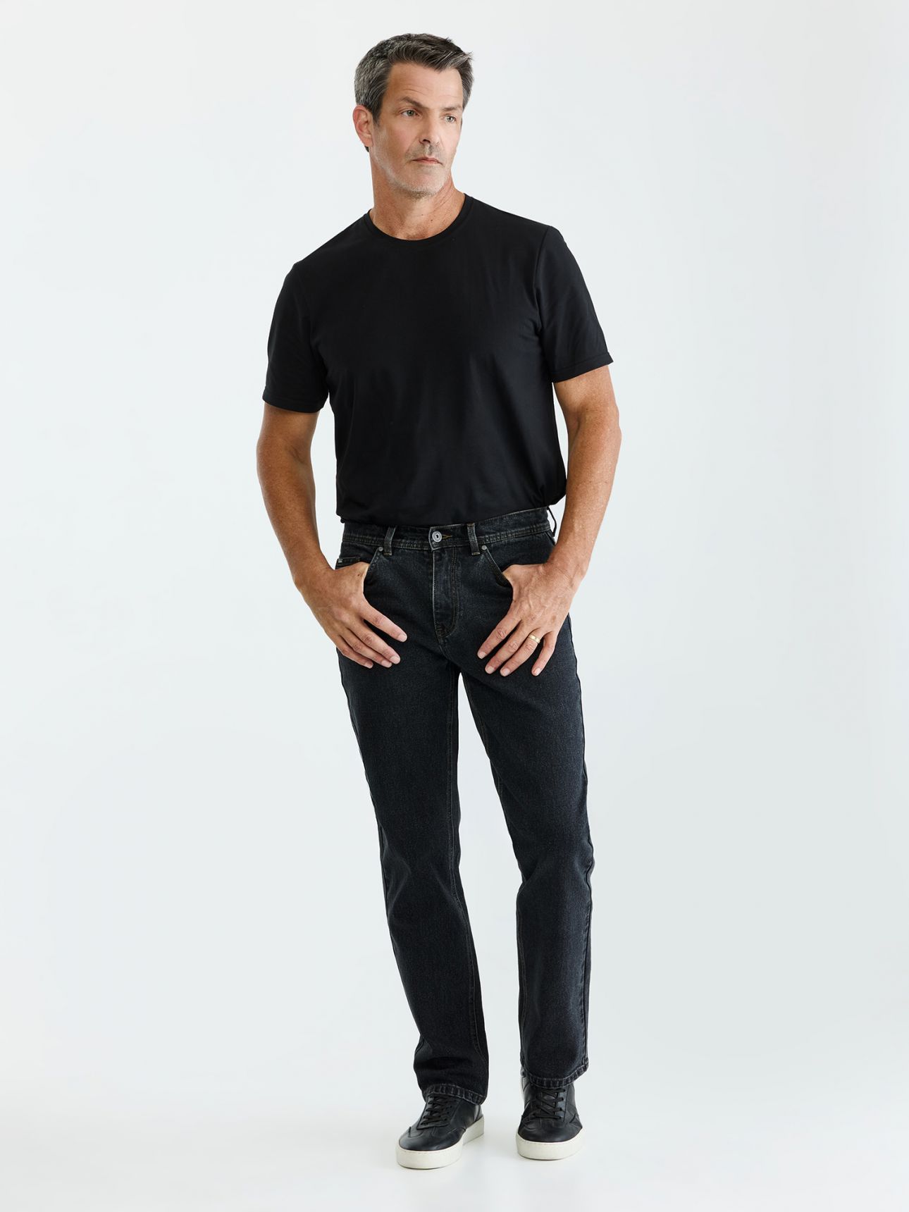 MAX MORETTI מכנסי ג’ינס פרומו בגזרת סטרייט