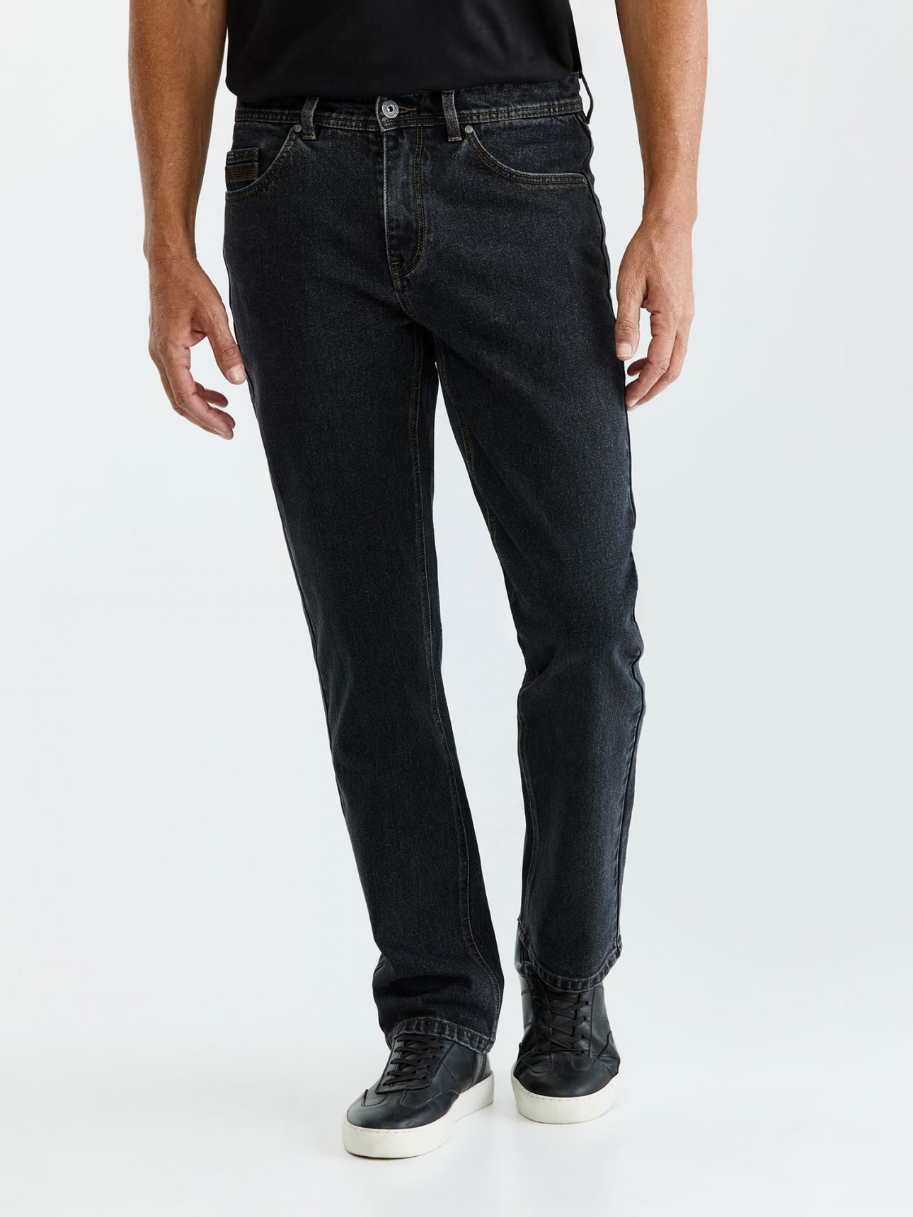 MAX MORETTI מכנסי ג’ינס פרומו בגזרת סטרייט