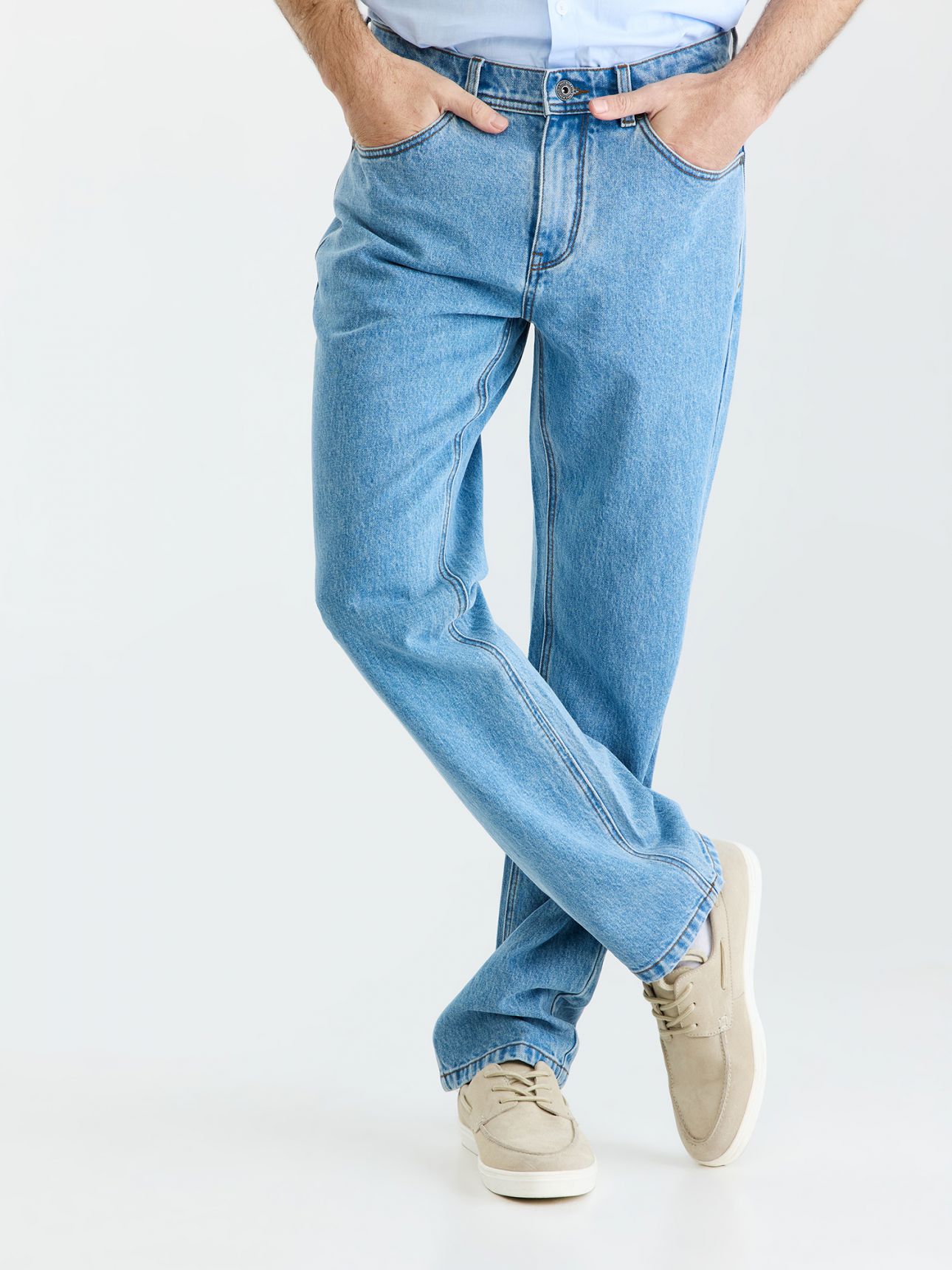 MAX MORETTI מכנסי ג’ינס פרומו בגזרת סטרייט