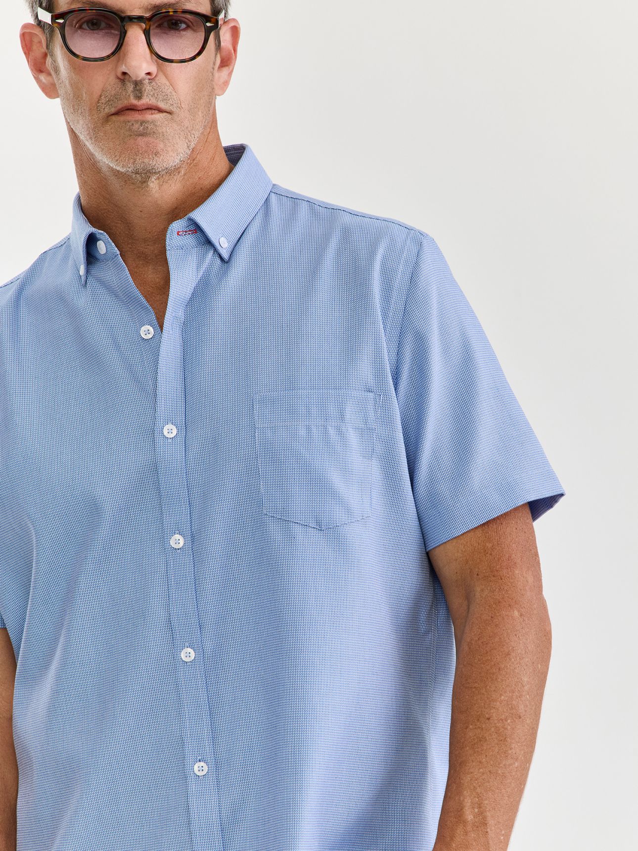 HECHTER PARIS מכופתרת NON IRON מיקרו ג’קארד בגזרת רגולר פיט עם כיס