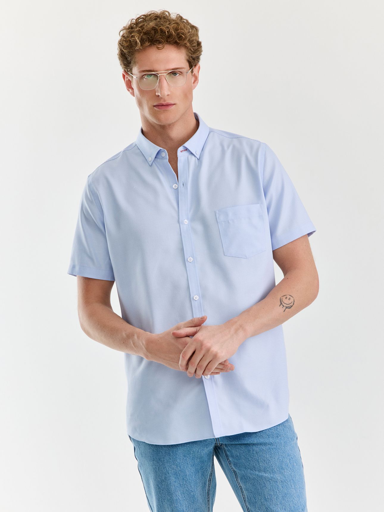 HECHTER PARIS מכופתרת NON IRON מיקרו ג’קארד בגזרת רגולר פיט עם כיס