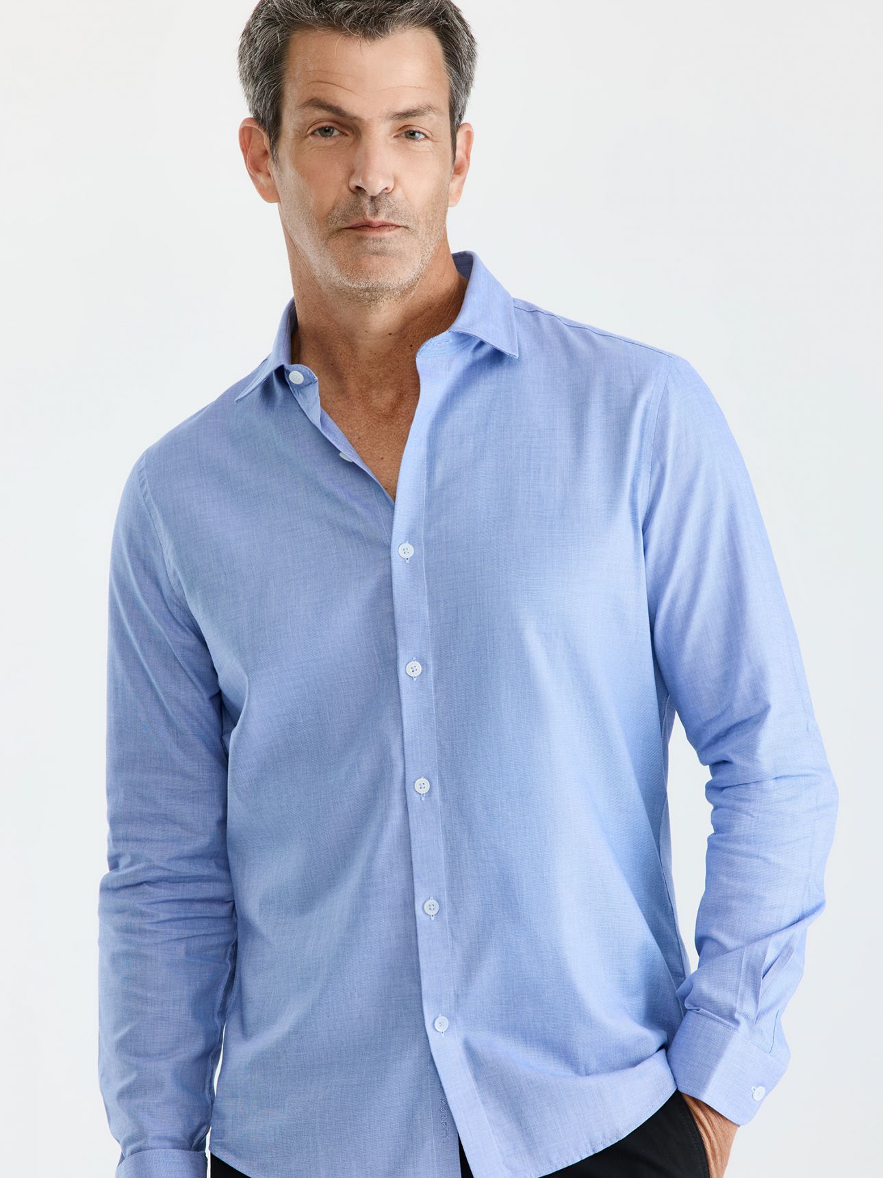 MAX MORETTI חולצת איזיקר בגזרת סלים פיט