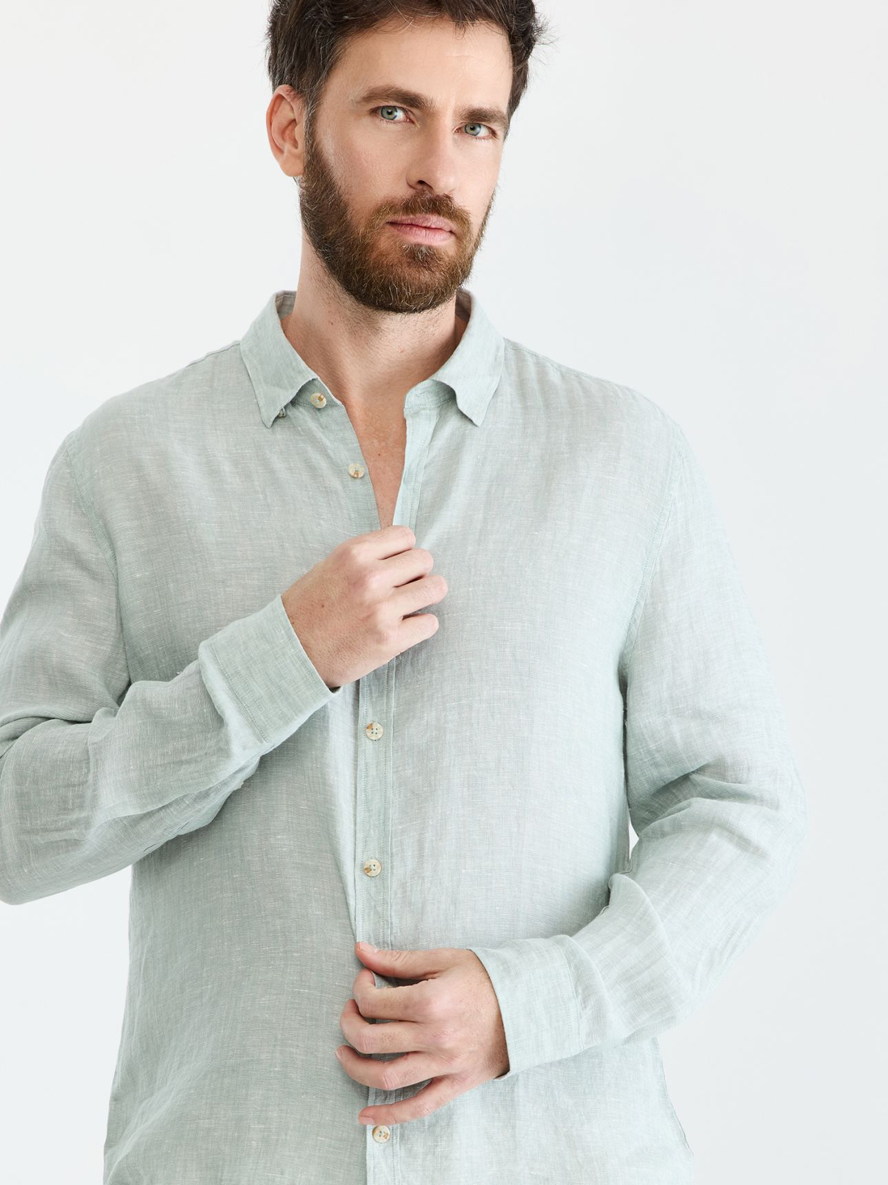 MAX MORETTI חולצה מכופתרת פשתן בגזרת מודרן פיט