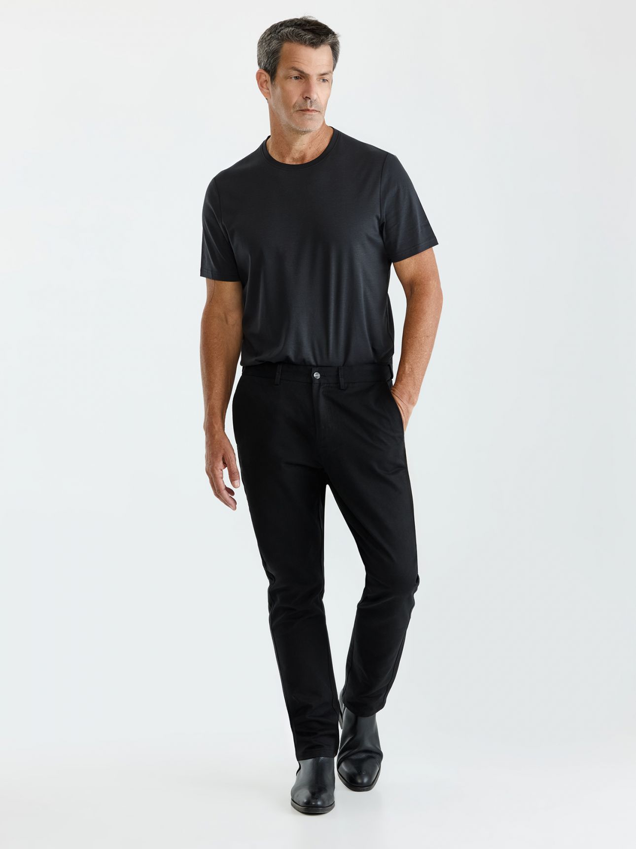 HECHTER PARIS מכנסי צ’ינו בייסיק בגזרת סלים פיט