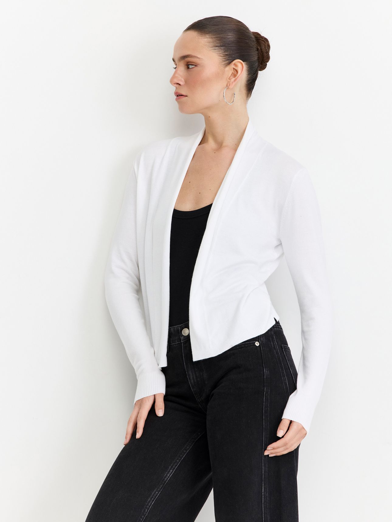 קרדיגן צווארון שאל