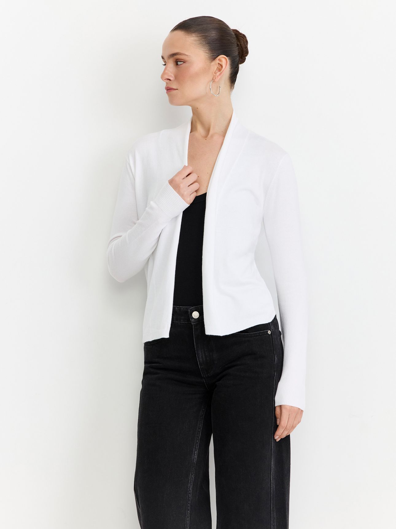 קרדיגן צווארון שאל