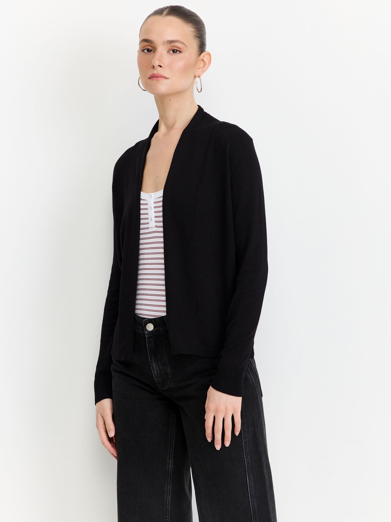 קרדיגן צווארון שאל