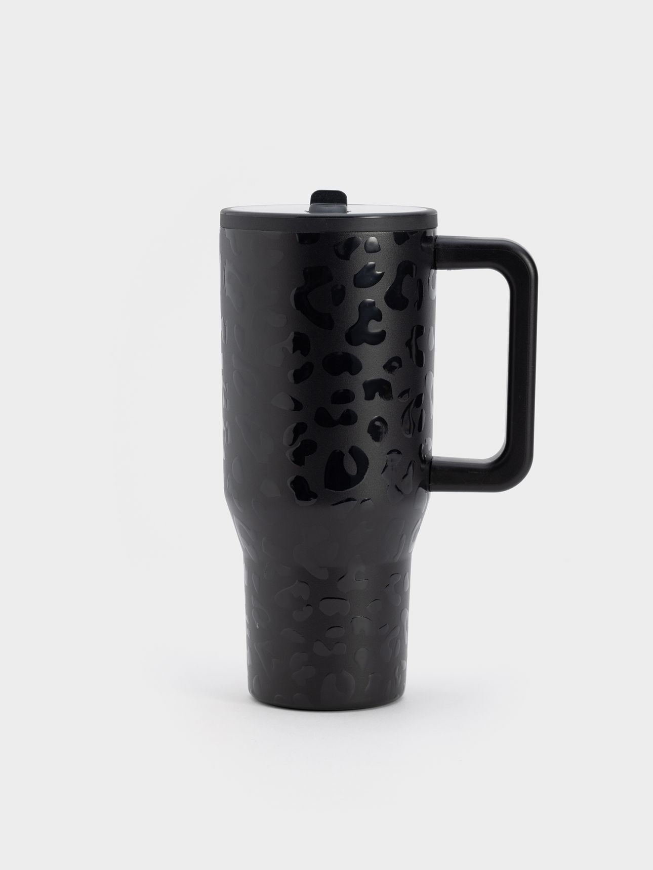 כוס שתיה עם קש