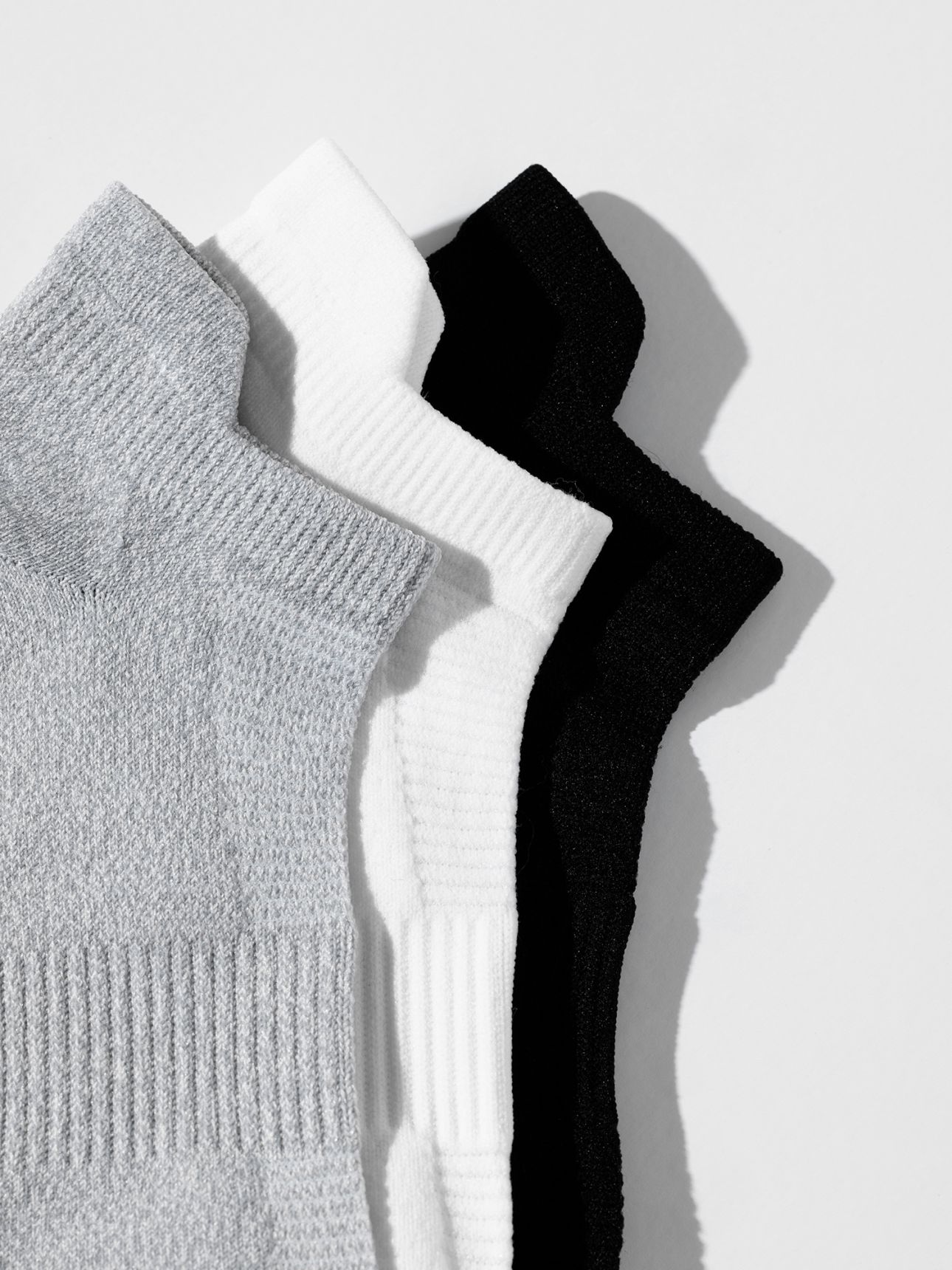 מארז 3 זוגות גרבי סניקרס מבד נושם