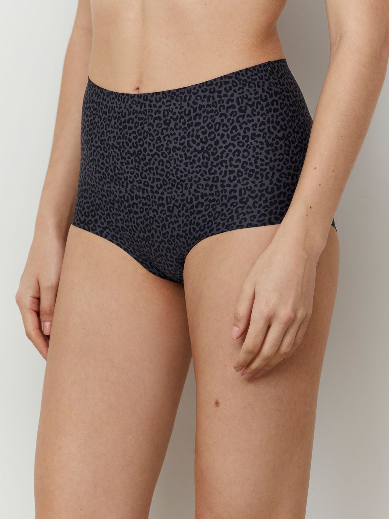 מארז 3 תחתונים בגזרה גבוהה לייזר קאט