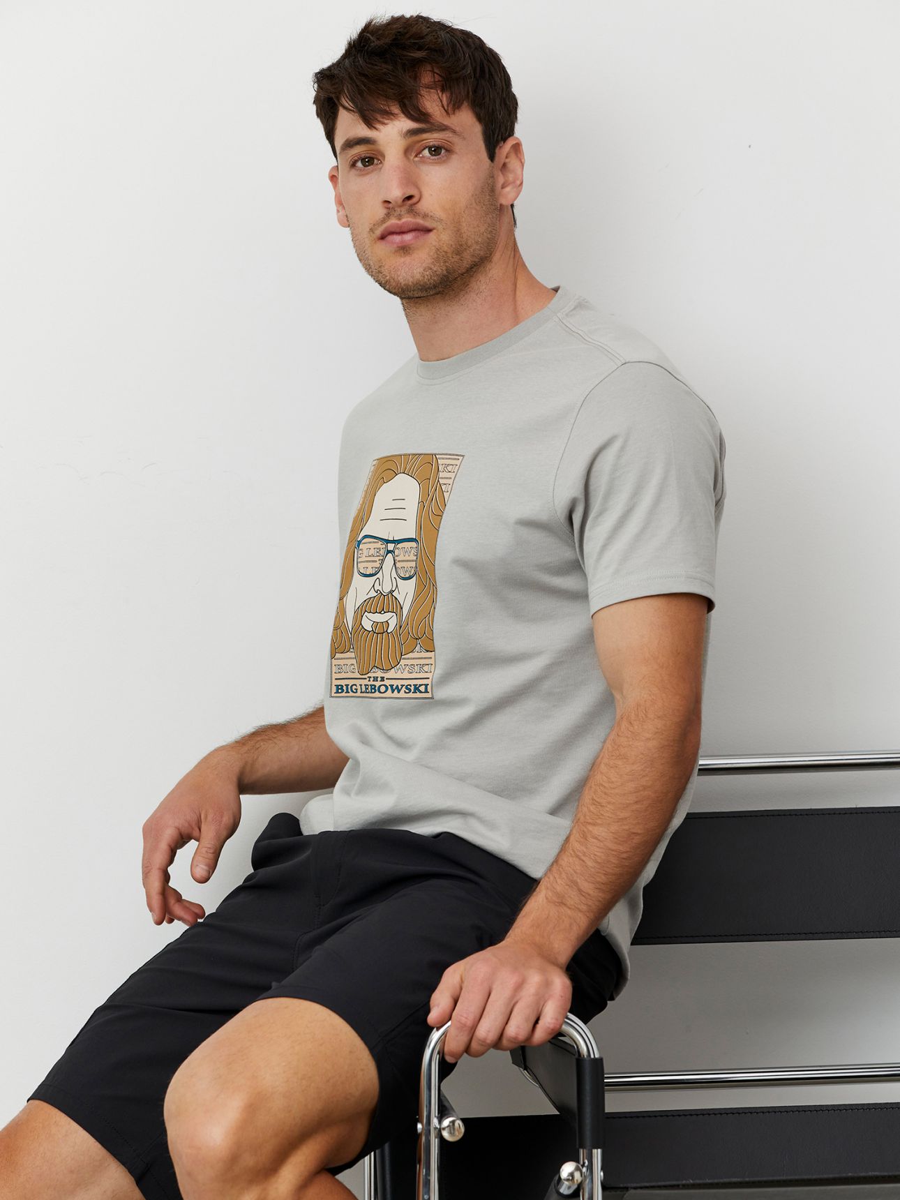 טי מודפסת ביג לבובסקי