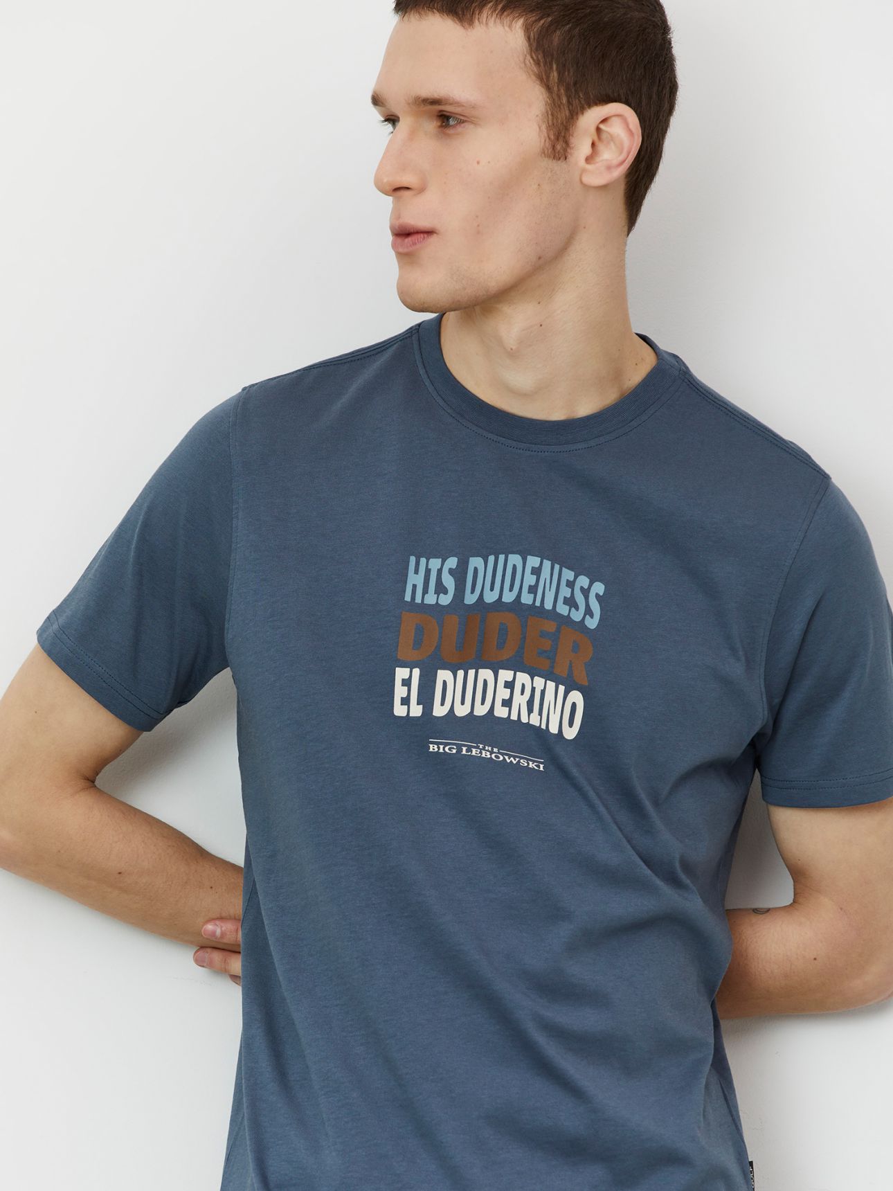 טי מודפסת ביג לבובסקי