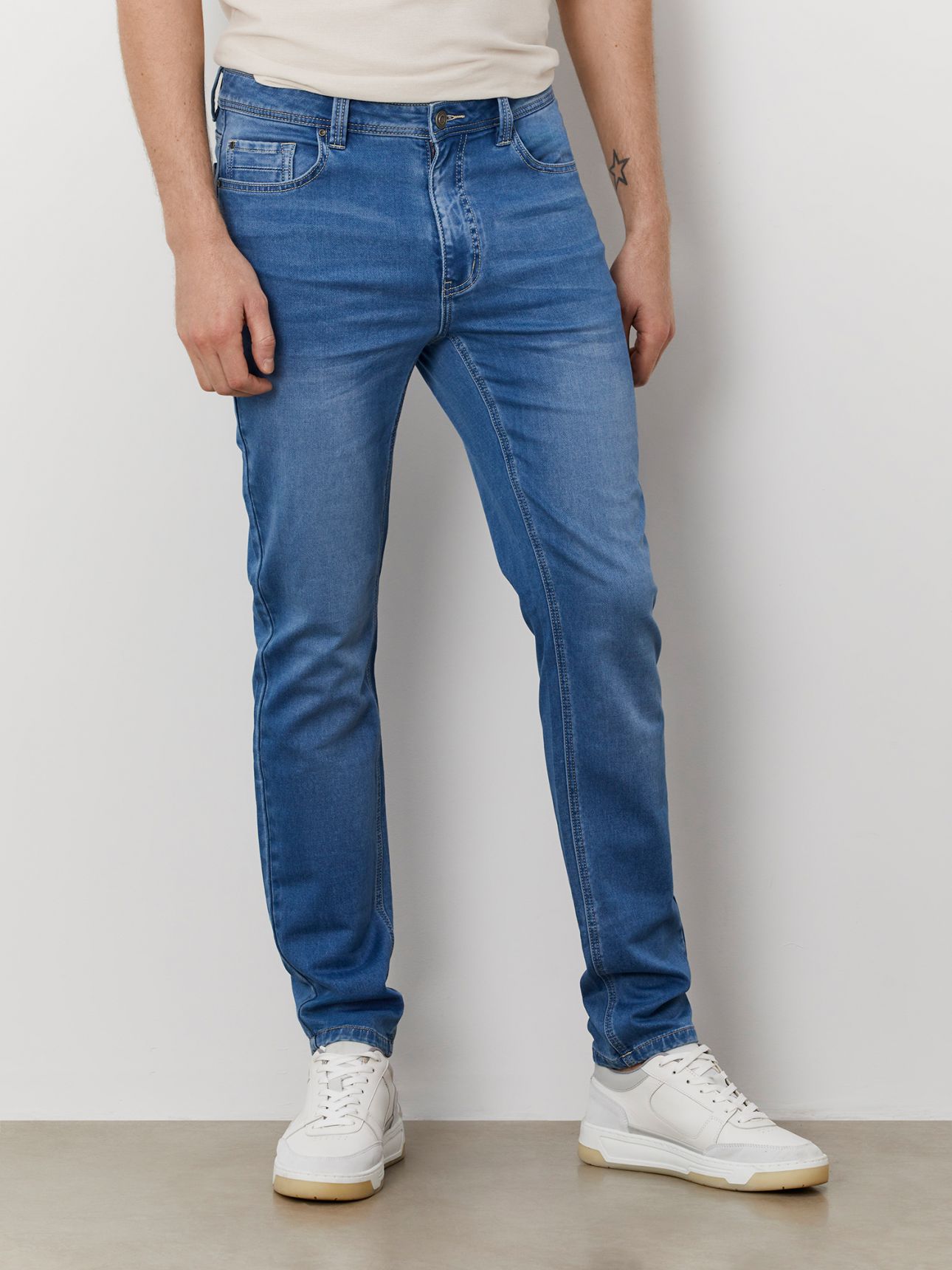 ג’ינס ג’וגר