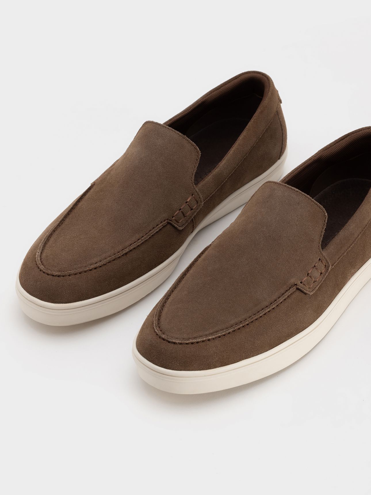 נעלי מוקסין זמש