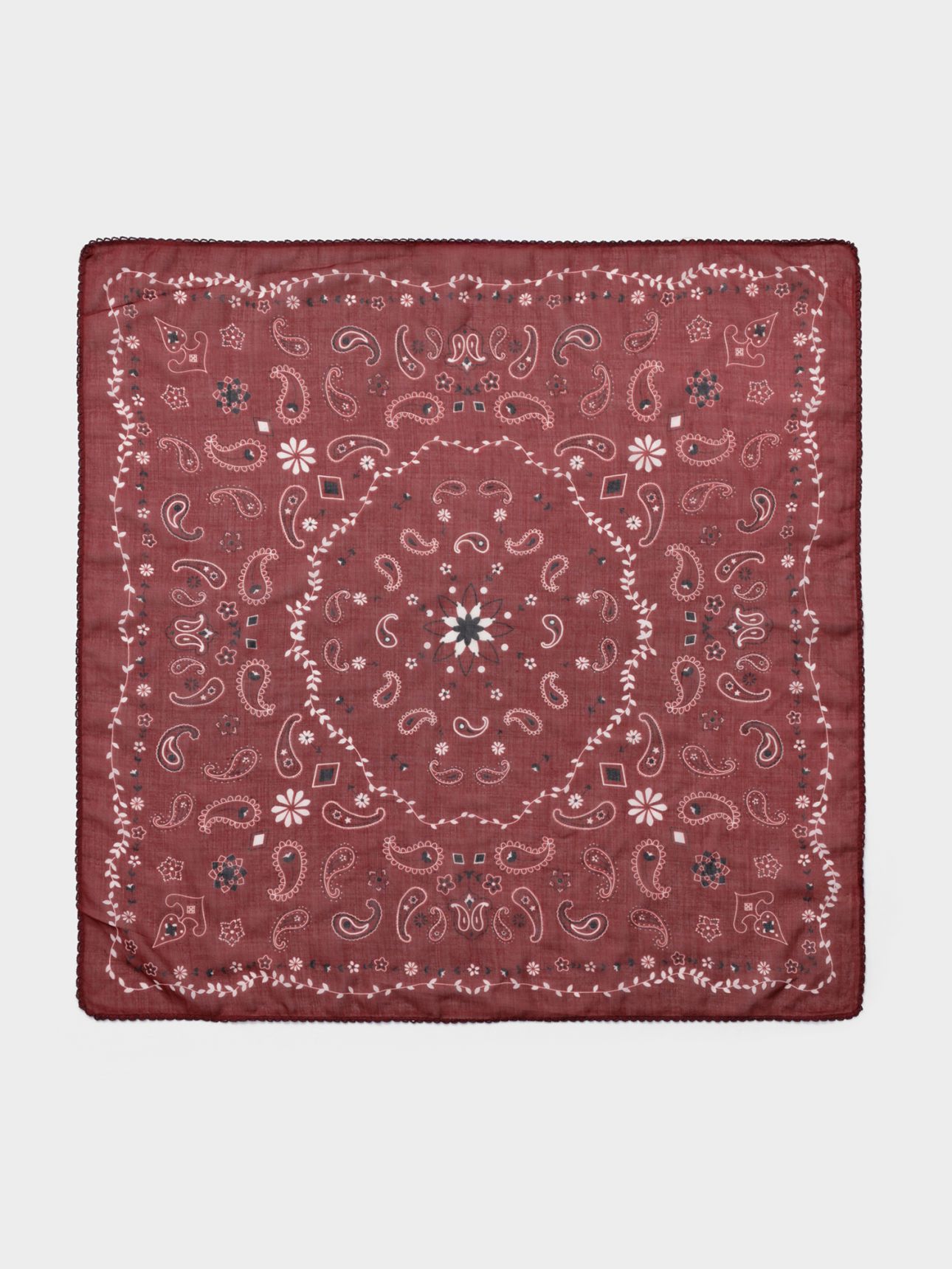 מטפחת בנדנה