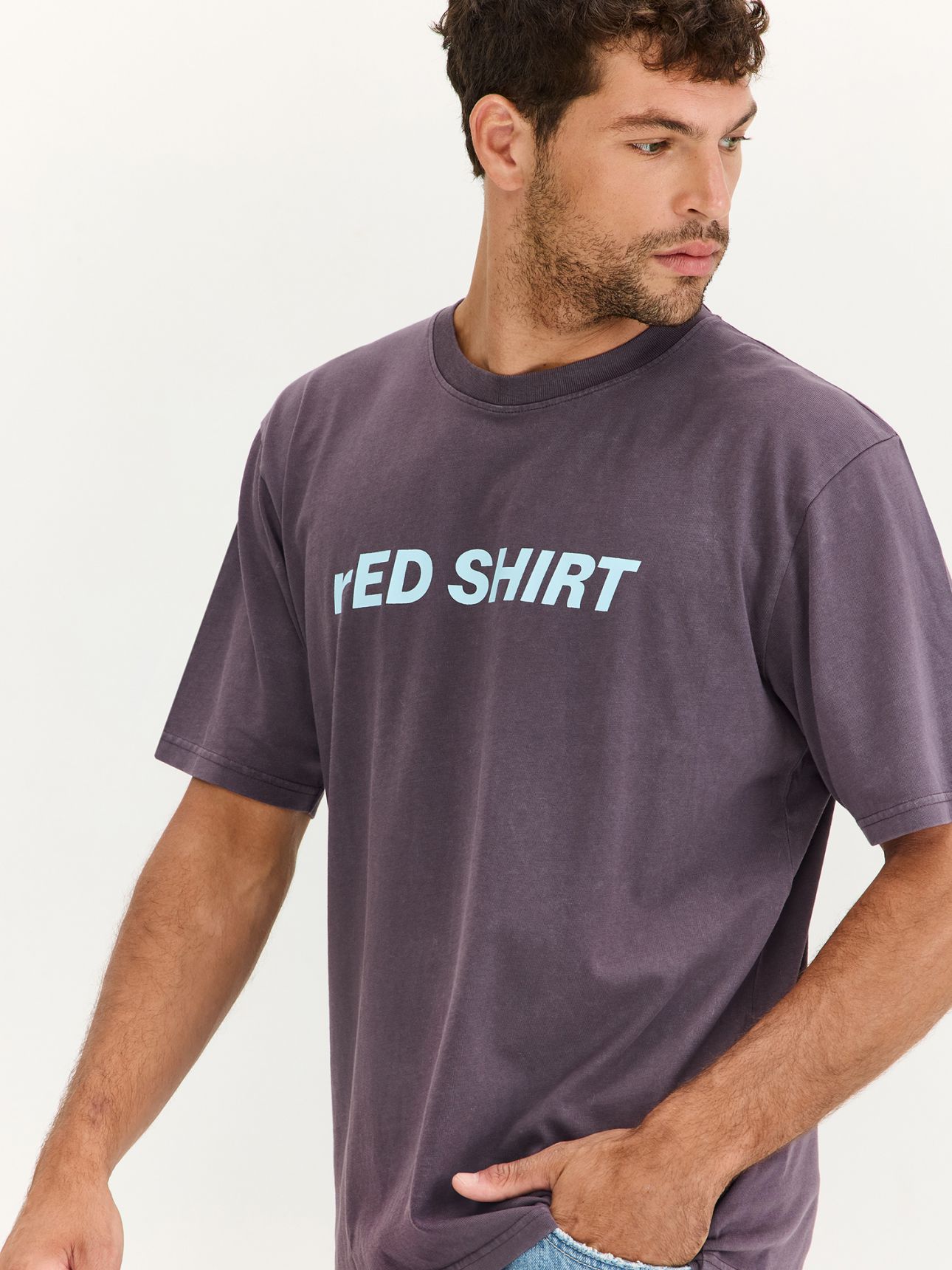 טי שירט יוניסקס FAKE IT