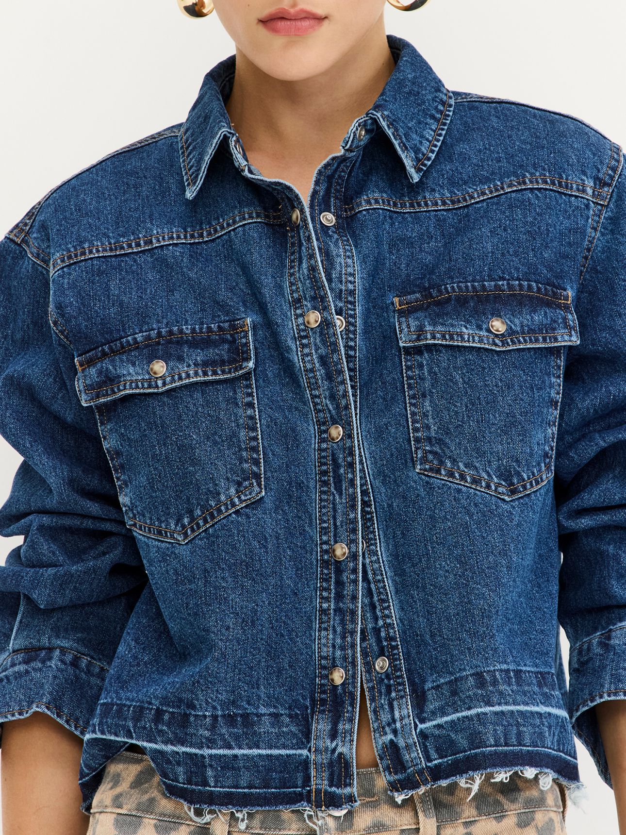 חולצת ג’ינס OVERSIZE