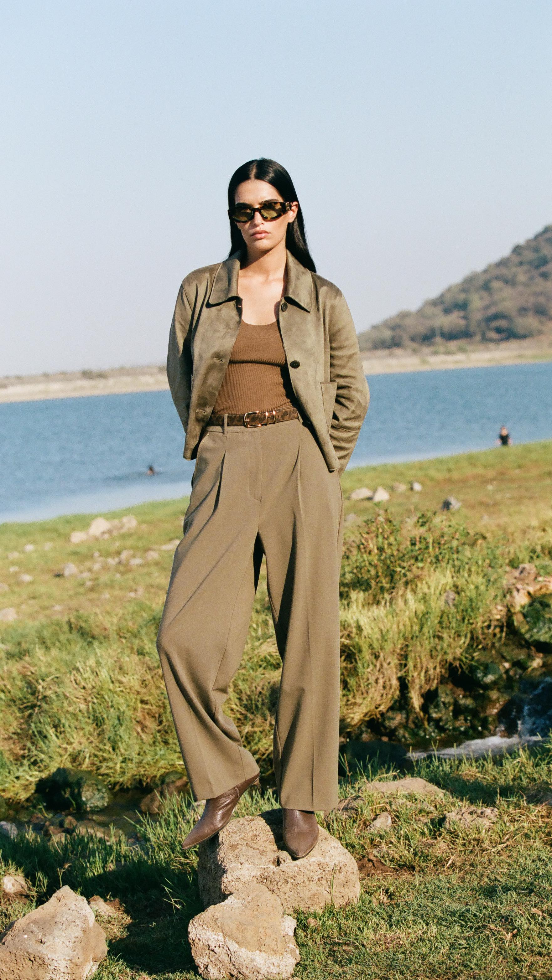 השמש עוד כאן ☀️🤍
אבל הסטייל עבר כבר לחורף ———>
קולקציית נובמבר של GOLF נחתה באתר בדיוק בזמן 🔗